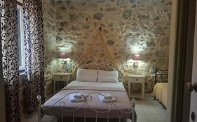 Hariklia Rent Rooms